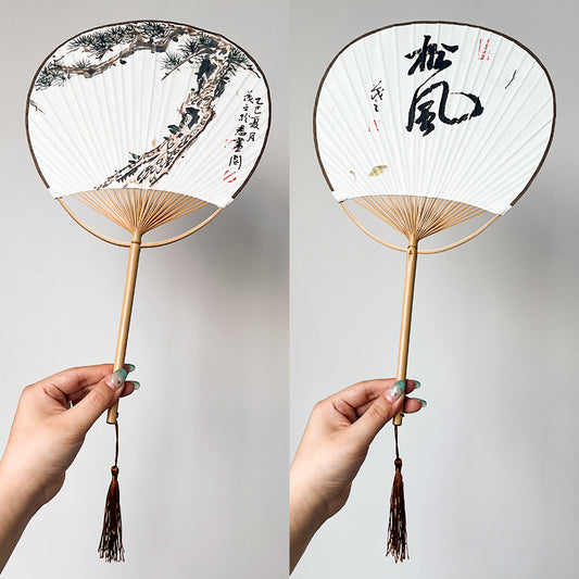 Only one Chinese original hand-painted fan, convenient to carry